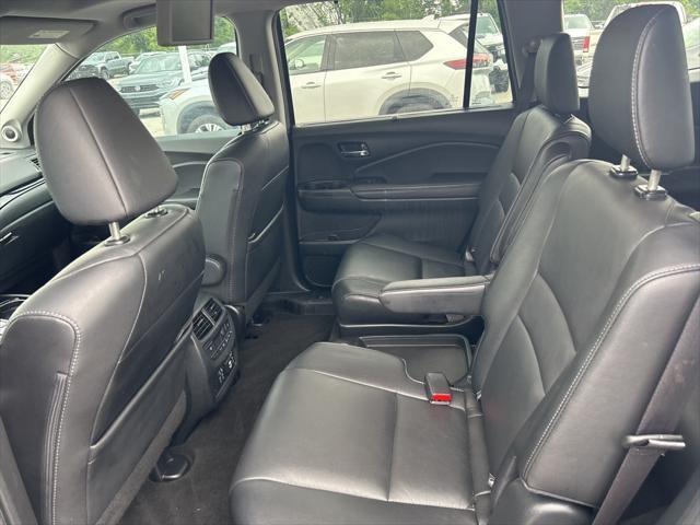 used 2022 Honda Pilot car, priced at $30,645