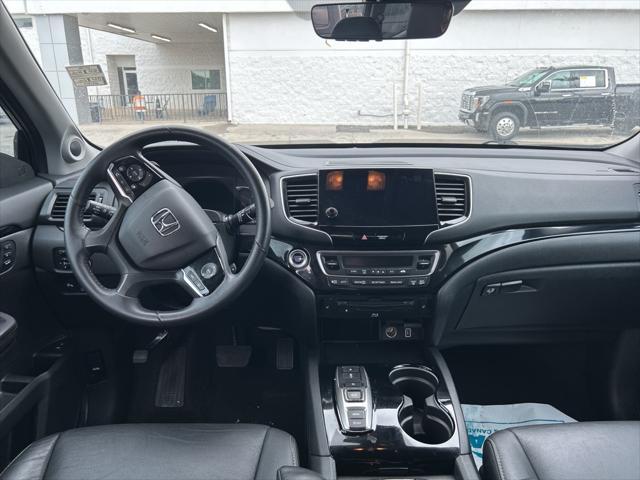 used 2022 Honda Pilot car, priced at $30,645