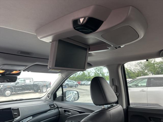 used 2022 Honda Pilot car, priced at $30,645