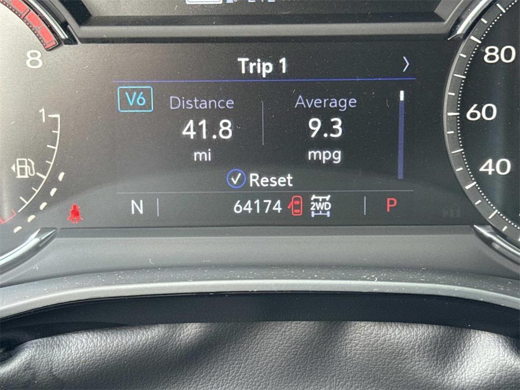 used 2023 Cadillac XT5 car, priced at $29,752