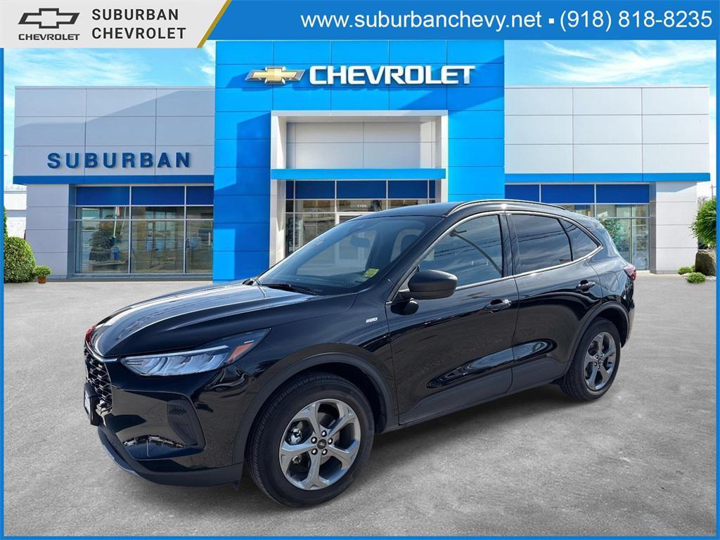 used 2025 Ford Escape car, priced at $26,432