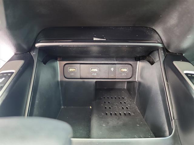 used 2023 Kia Sorento car, priced at $30,841