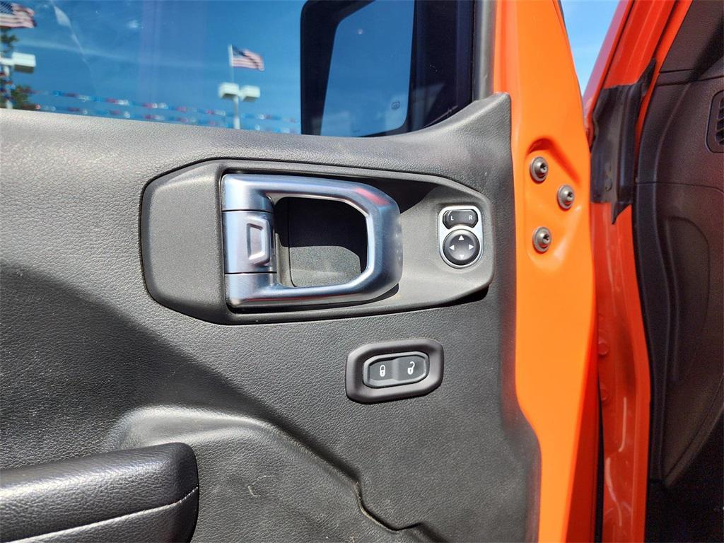 used 2018 Jeep Wrangler Unlimited car, priced at $34,337