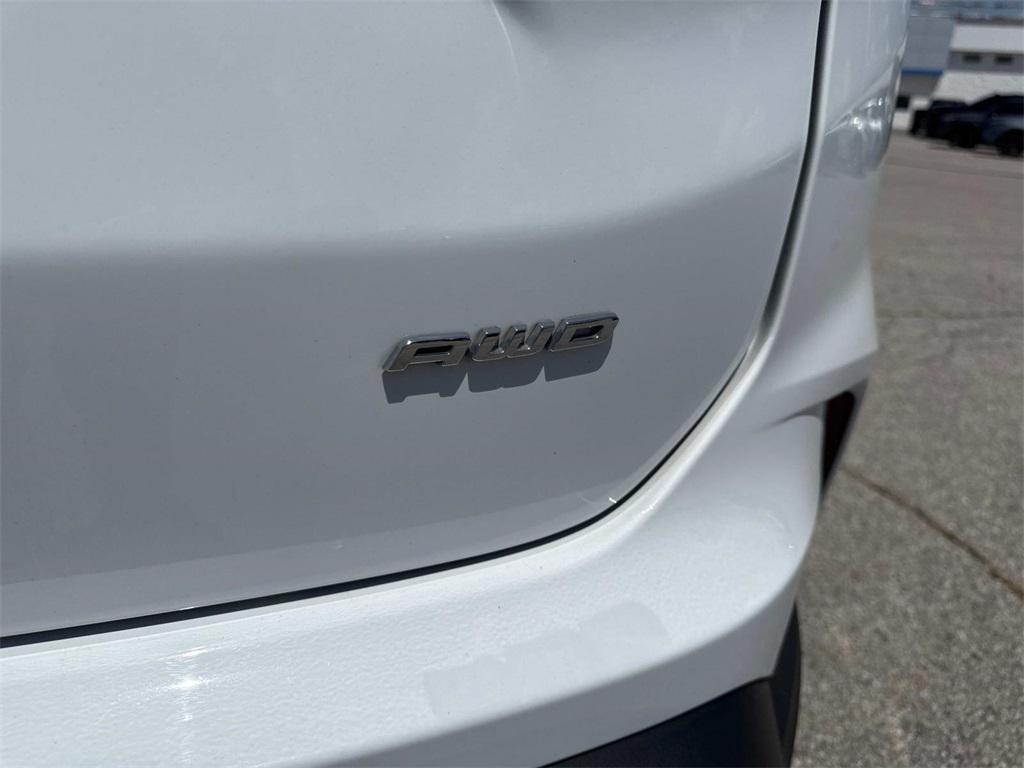 used 2024 Ford Edge car, priced at $24,919