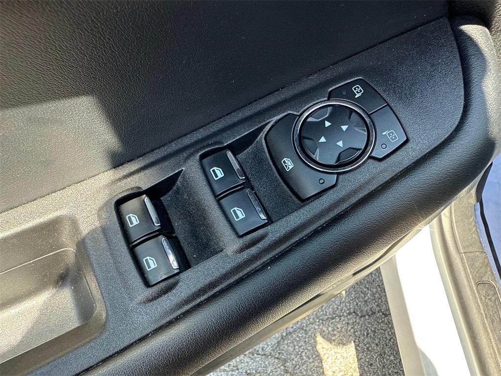 used 2024 Ford Edge car, priced at $24,919
