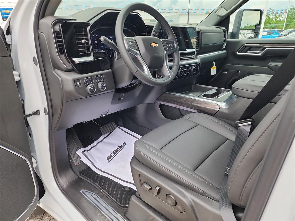 new 2025 Chevrolet Silverado 3500 car, priced at $79,250
