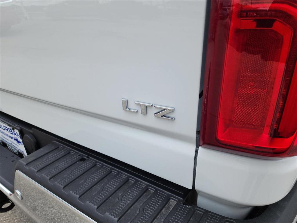 new 2025 Chevrolet Silverado 3500 car, priced at $79,250