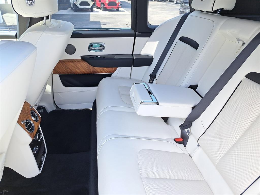 used 2023 Rolls-Royce Cullinan car, priced at $328,800