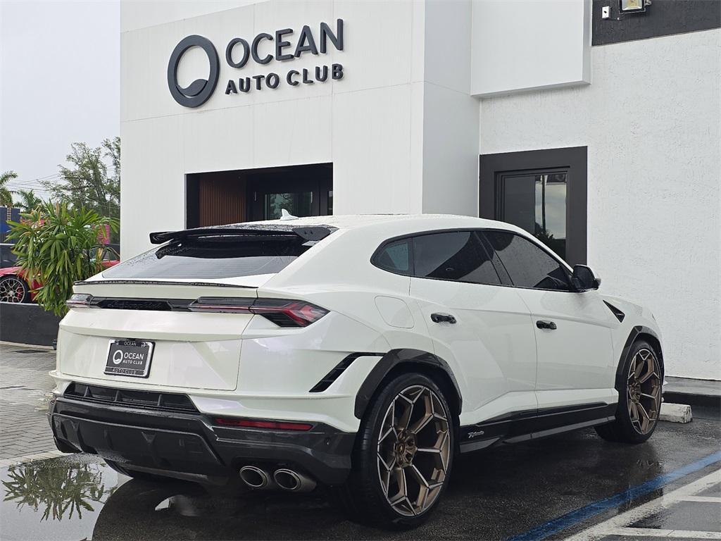 used 2023 Lamborghini Urus car, priced at $288,880