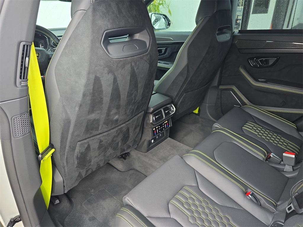 used 2023 Lamborghini Urus car, priced at $288,880