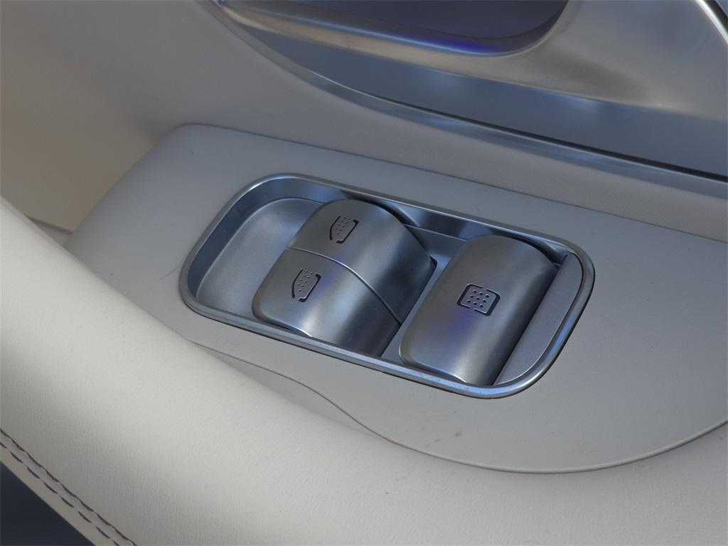 used 2024 Mercedes-Benz Maybach GLS 600 car, priced at $152,990