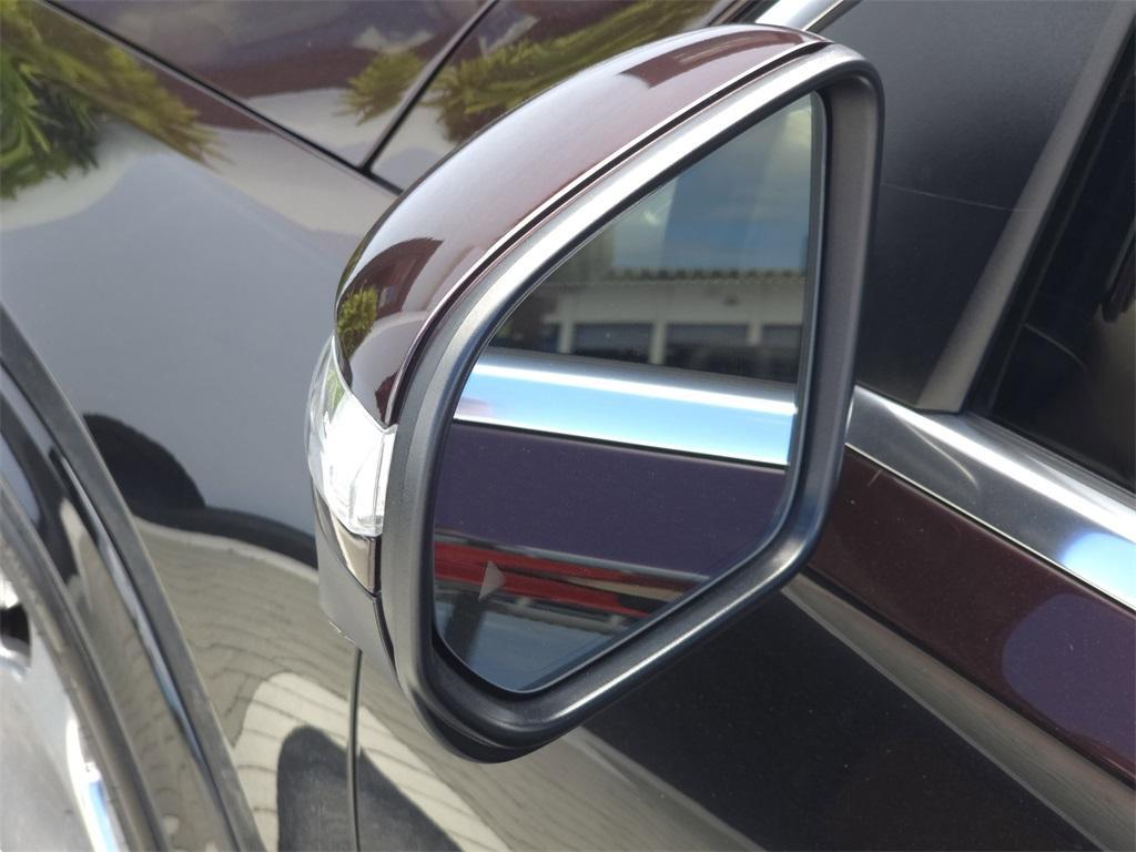 used 2024 Mercedes-Benz Maybach GLS 600 car, priced at $152,990