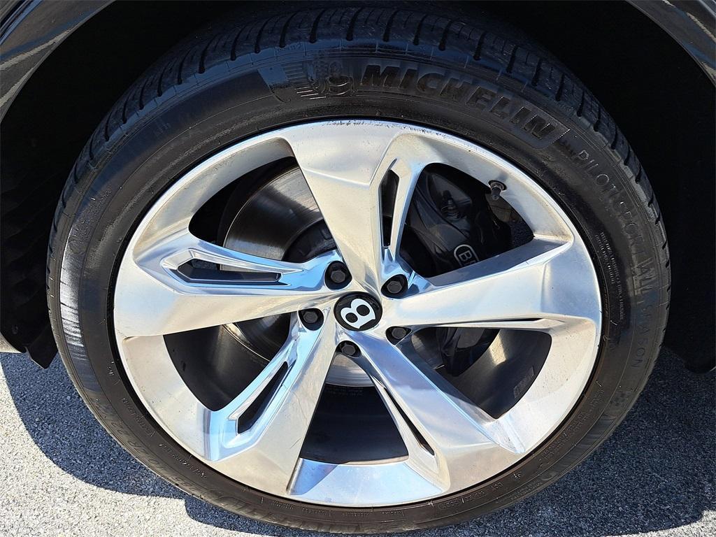 used 2019 Bentley Bentayga car, priced at $75,990