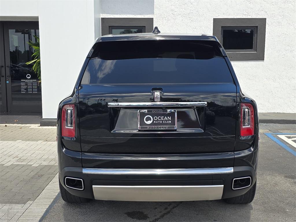 used 2022 Rolls-Royce Cullinan car, priced at $322,990