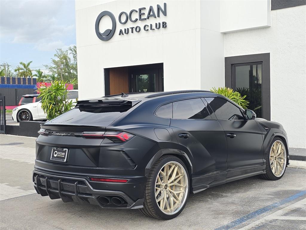 used 2022 Lamborghini Urus car, priced at $238,990