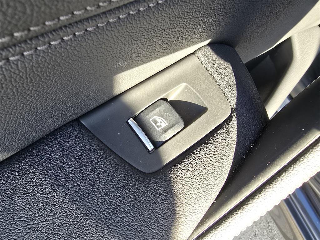 used 2023 BMW 540 car, priced at $44,990
