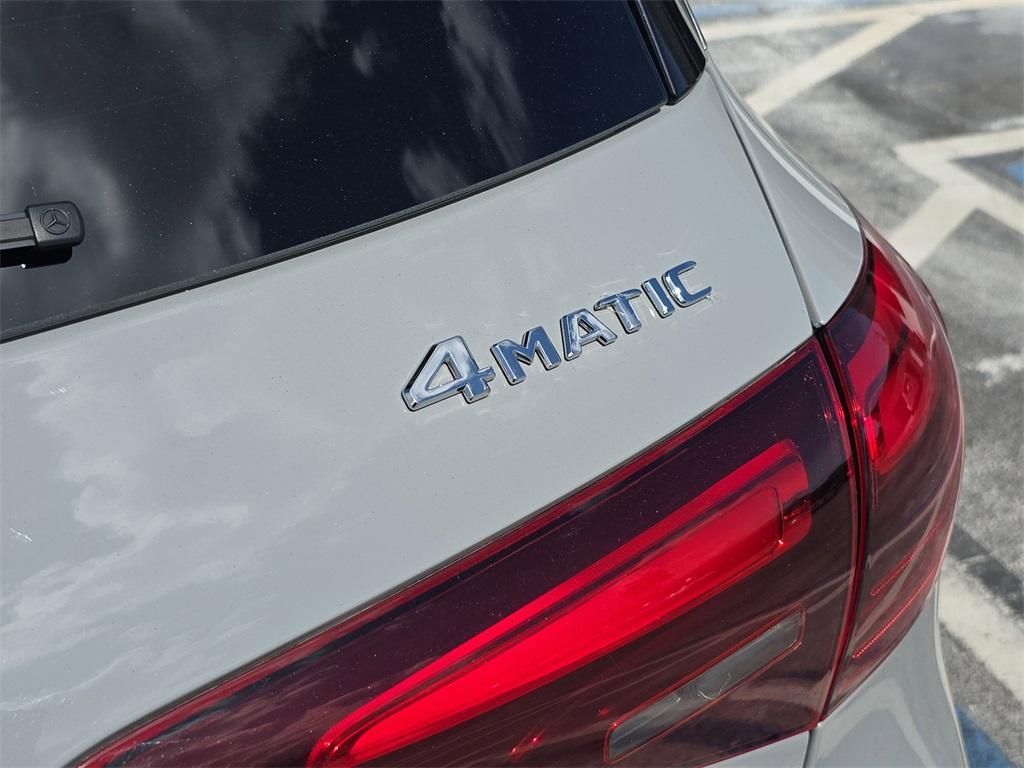 used 2024 Mercedes-Benz GLE 450 Plug-In Hybrid car, priced at $61,990