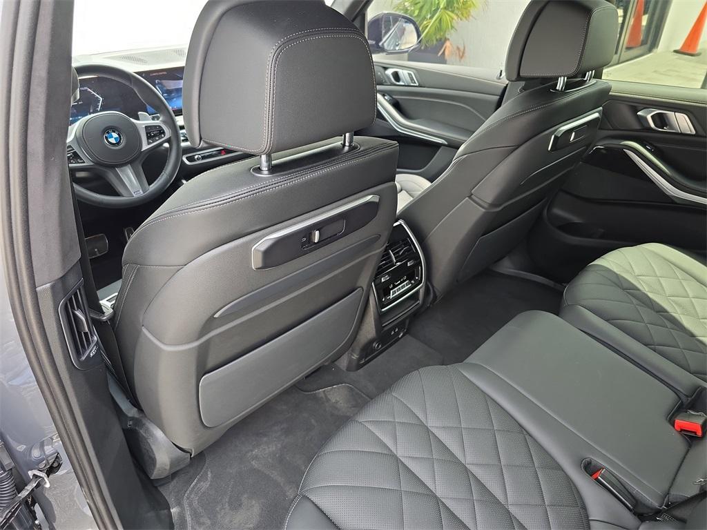 used 2025 BMW X7 car, priced at $76,990
