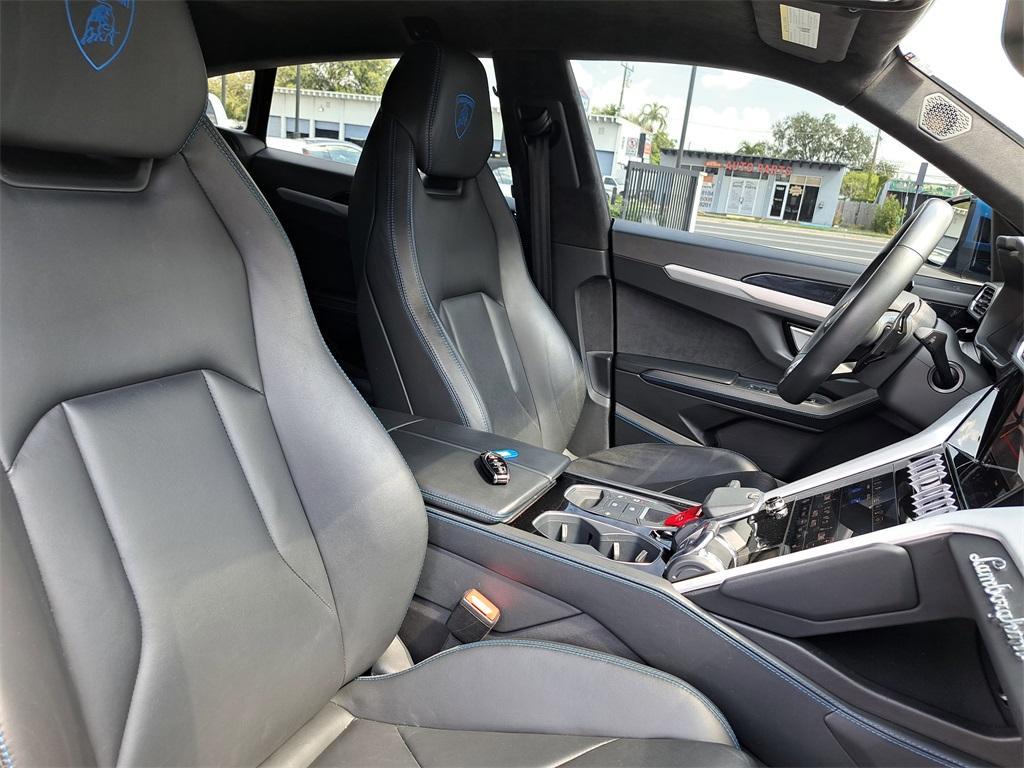 used 2021 Lamborghini Urus car, priced at $202,990