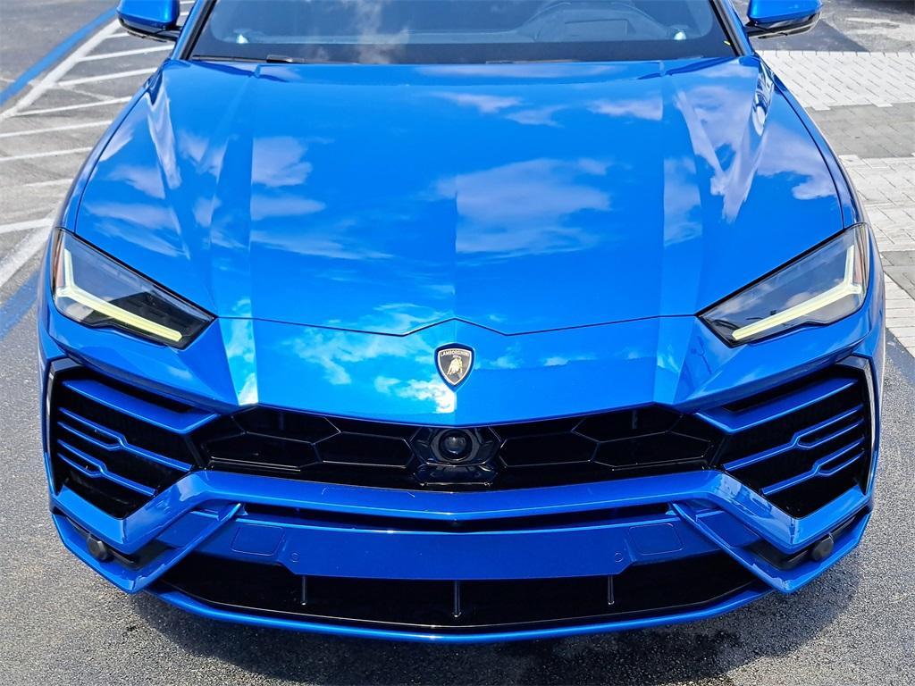 used 2021 Lamborghini Urus car, priced at $202,990