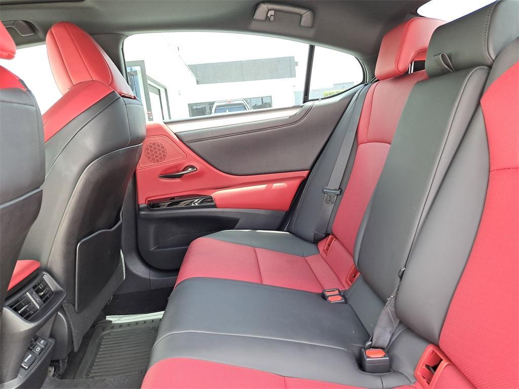 used 2023 Lexus ES 300h car, priced at $39,990