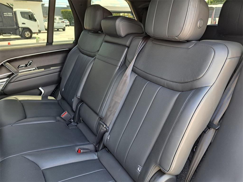 used 2023 Land Rover Range Rover car, priced at $108,990