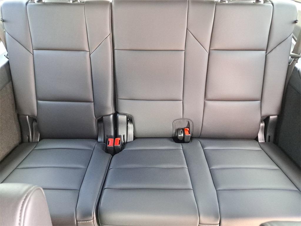 used 2025 Cadillac Escalade ESV car, priced at $109,990
