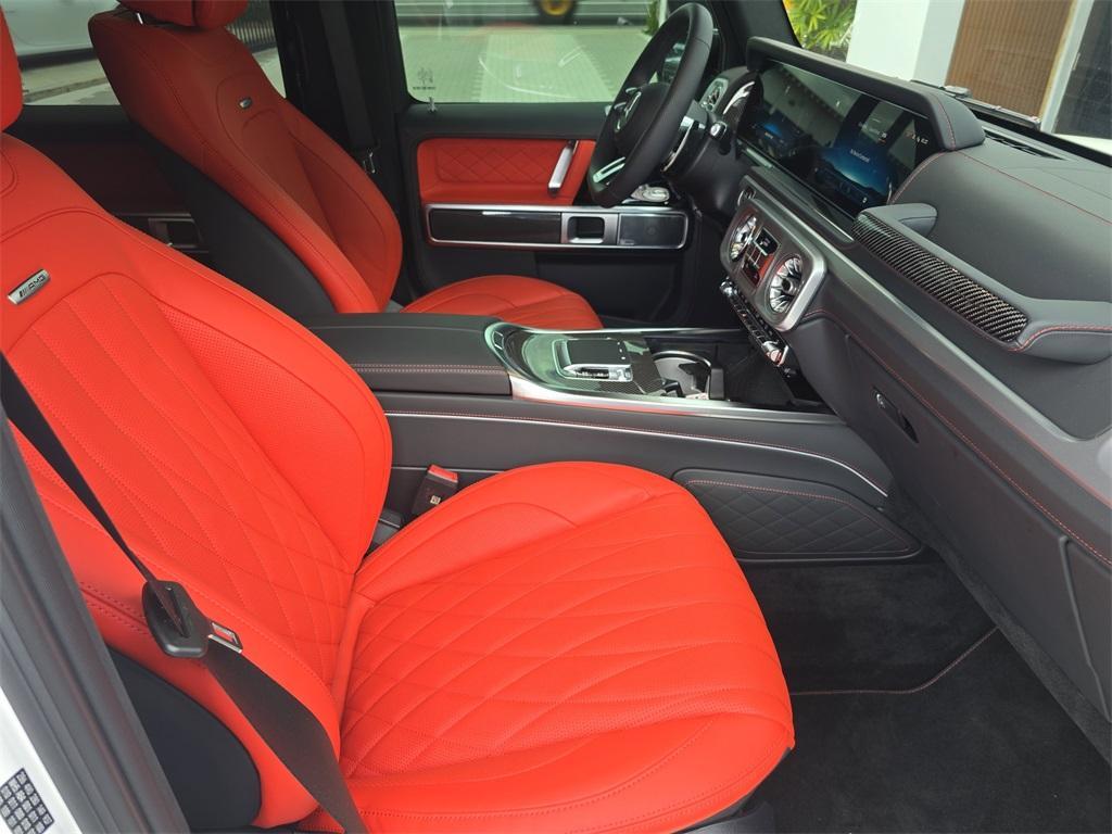 used 2025 Mercedes-Benz AMG G 63 car, priced at $259,990