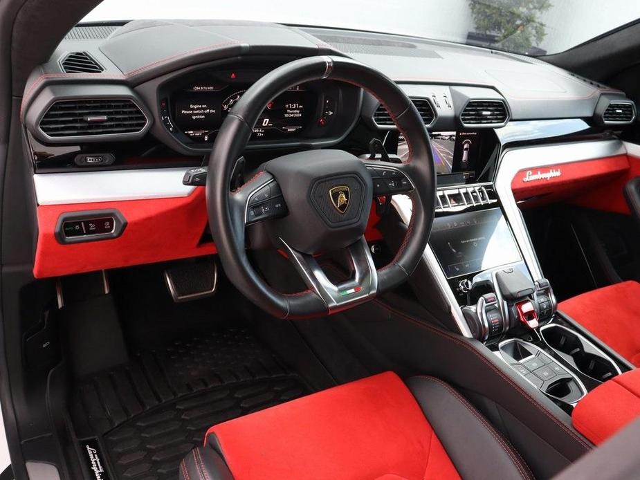 used 2022 Lamborghini Urus car, priced at $219,990