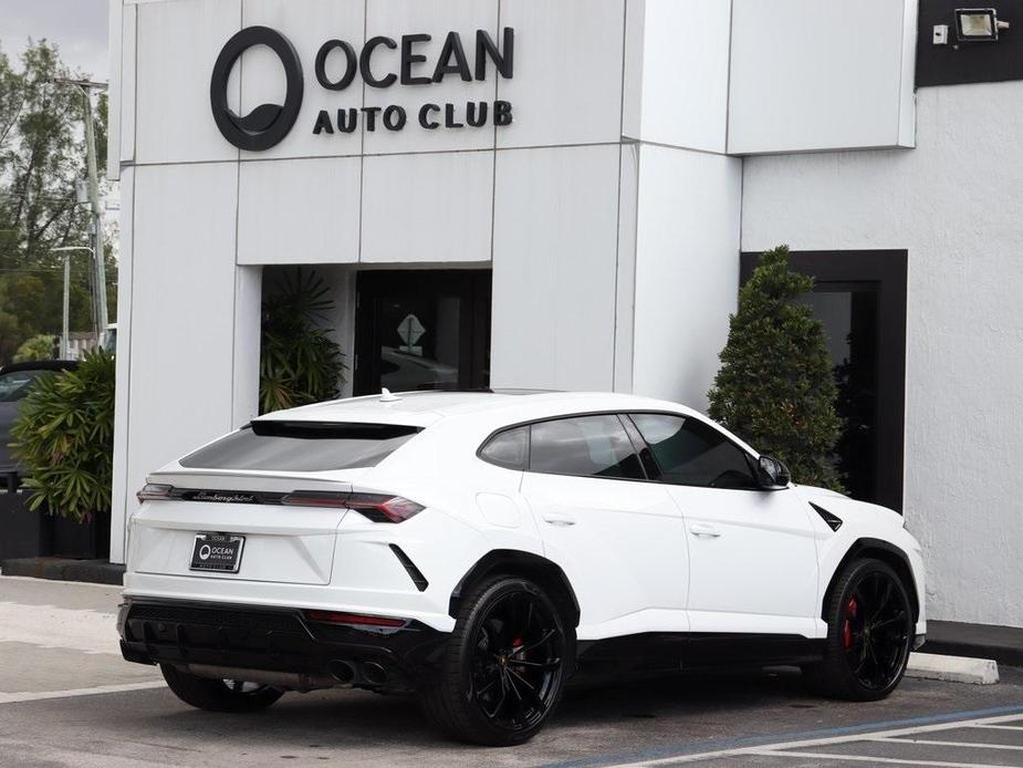 used 2022 Lamborghini Urus car, priced at $219,990