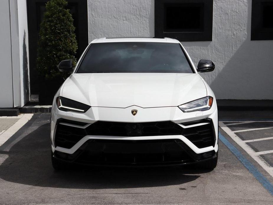 used 2022 Lamborghini Urus car, priced at $219,990