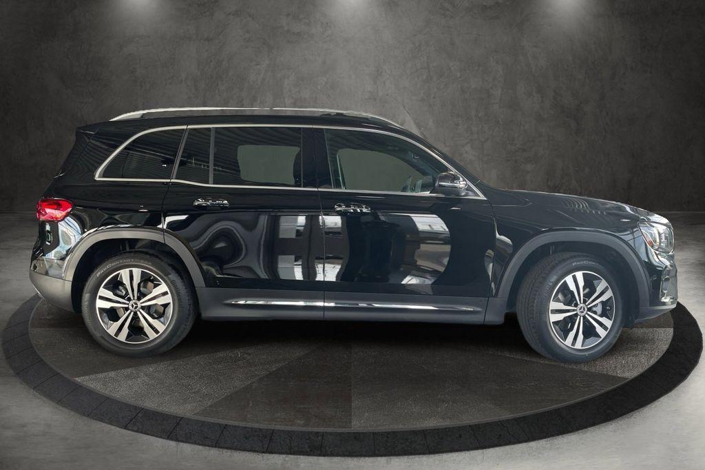 new 2025 Mercedes-Benz GLB 250 car, priced at $51,095