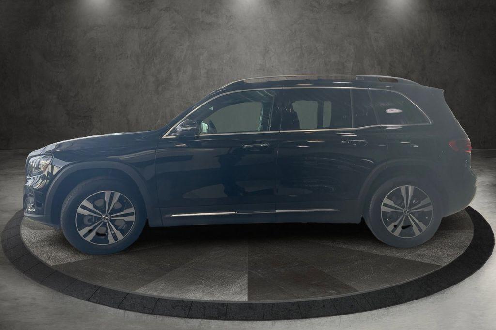 new 2025 Mercedes-Benz GLB 250 car, priced at $51,095