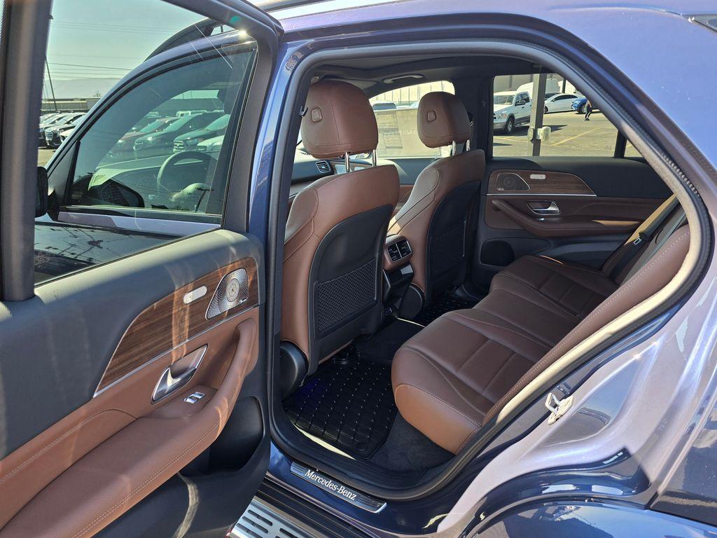 new 2026 Mercedes-Benz GLE 450 car, priced at $85,575
