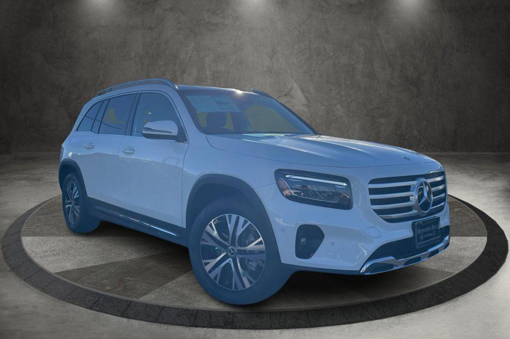 new 2025 Mercedes-Benz GLB 250 car, priced at $52,295