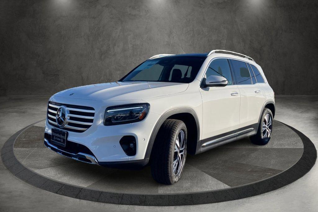 new 2025 Mercedes-Benz GLB 250 car, priced at $52,295