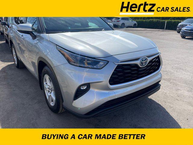 used 2021 Toyota Highlander Hybrid car, priced at $30,778