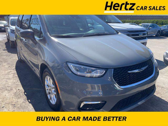 used 2022 Chrysler Pacifica car, priced at $20,703