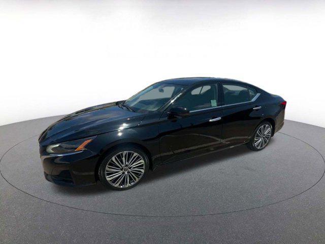 used 2024 Nissan Altima car, priced at $25,447
