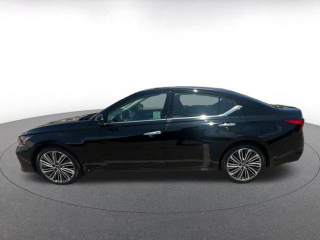 used 2024 Nissan Altima car, priced at $25,447