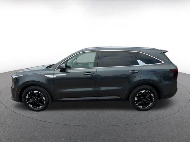 used 2024 Kia Sorento car, priced at $27,152