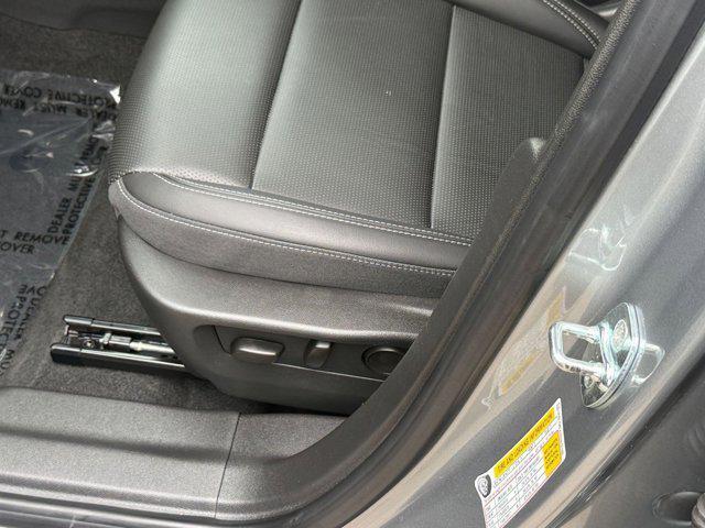 used 2024 Buick Envision car, priced at $28,940