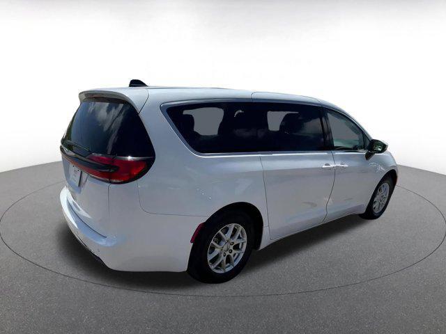 used 2023 Chrysler Pacifica car, priced at $24,195