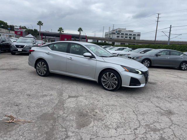 used 2023 Nissan Altima car, priced at $22,182