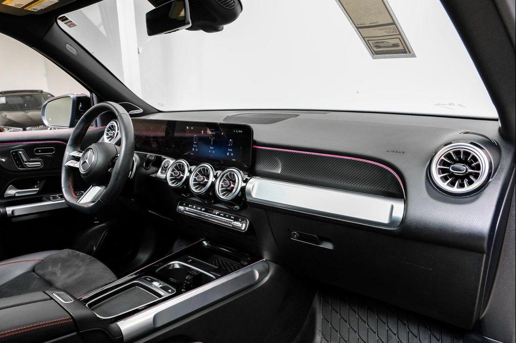 used 2024 Mercedes-Benz GLB 250 car, priced at $37,595