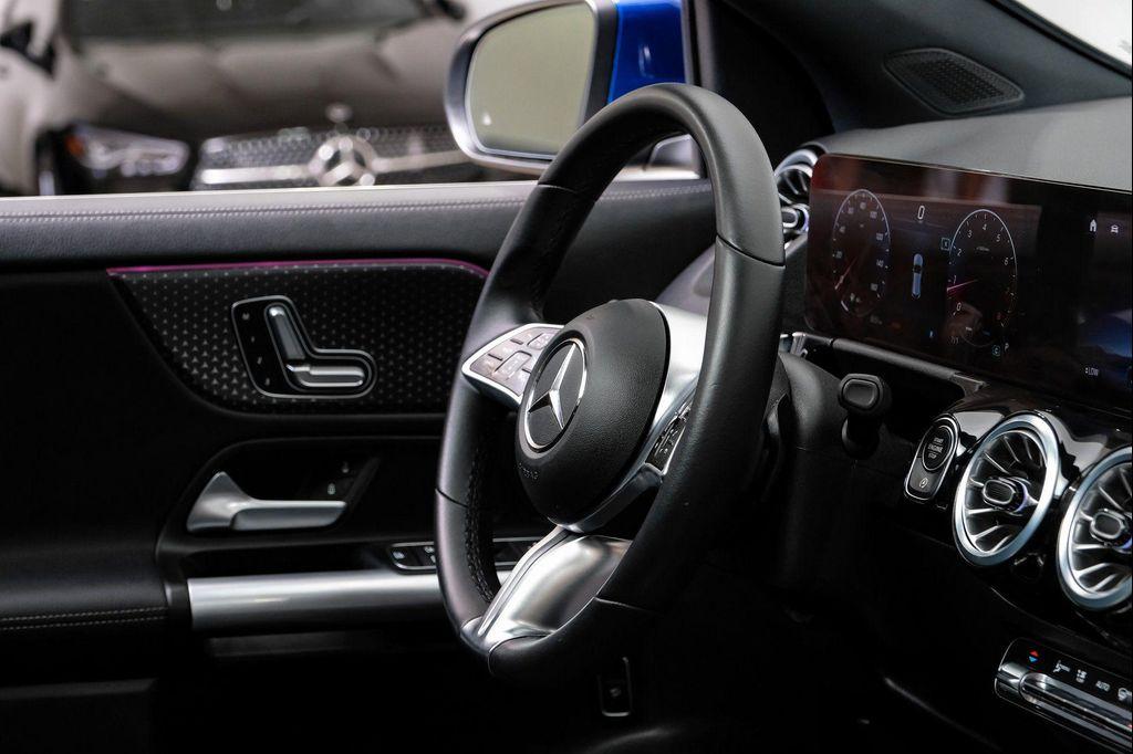 used 2025 Mercedes-Benz GLA 250 car, priced at $37,995