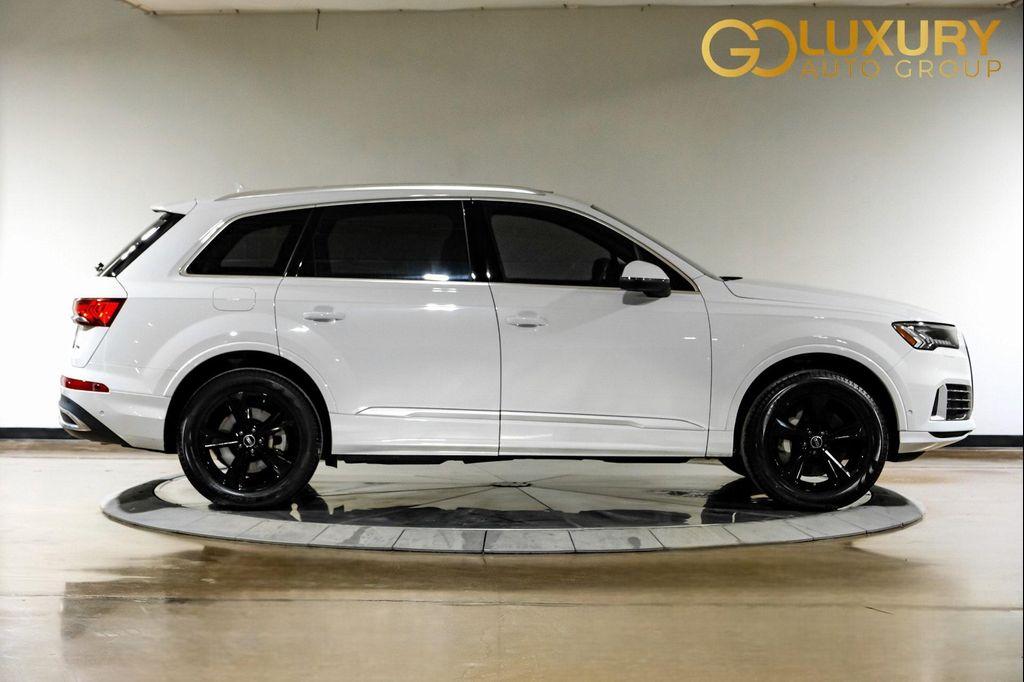 used 2024 Audi Q7 car, priced at $40,995