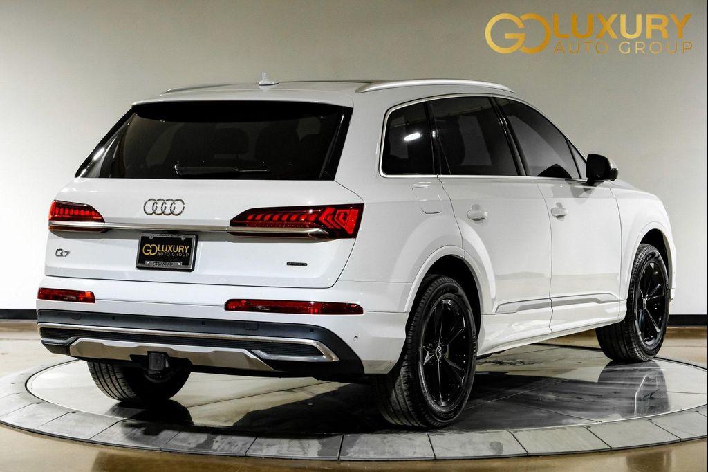 used 2024 Audi Q7 car, priced at $40,995
