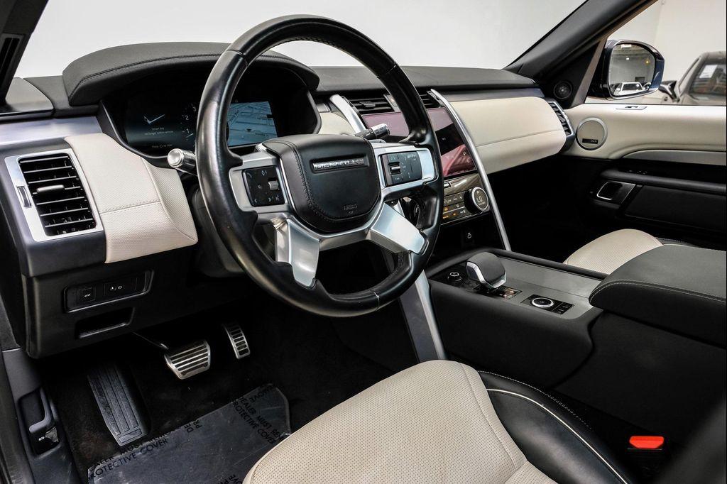 used 2022 Land Rover Discovery car, priced at $40,727