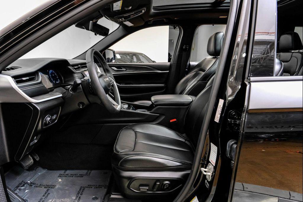 used 2024 Jeep Grand Cherokee L car, priced at $32,995